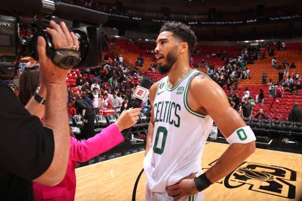 谢周三的后 谢周三的后