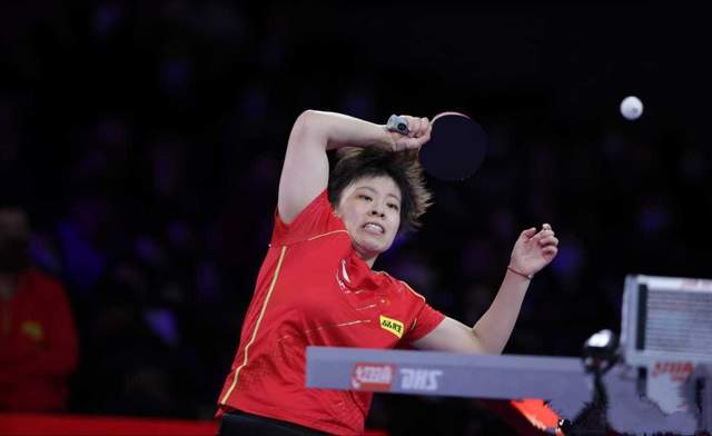 着球员的拼 着球员的拼